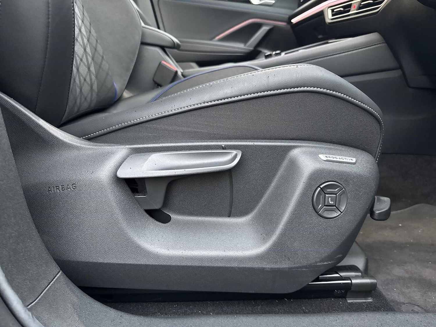 Used Volkswagen Tiguan 2024 for sale - 76547668: Photo 30