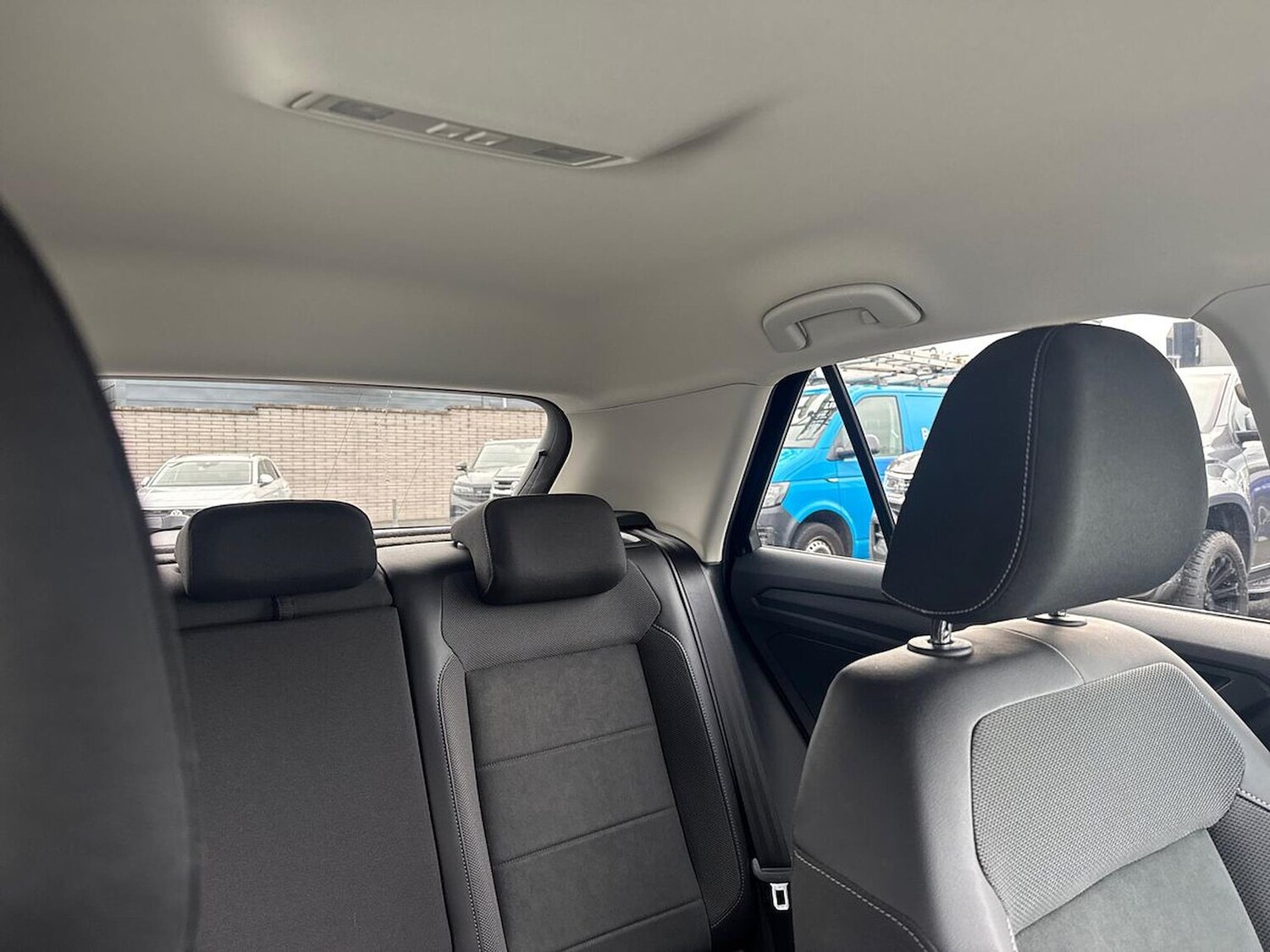 Used Volkswagen T-Roc 2022 for sale - 75983958: Photo 31
