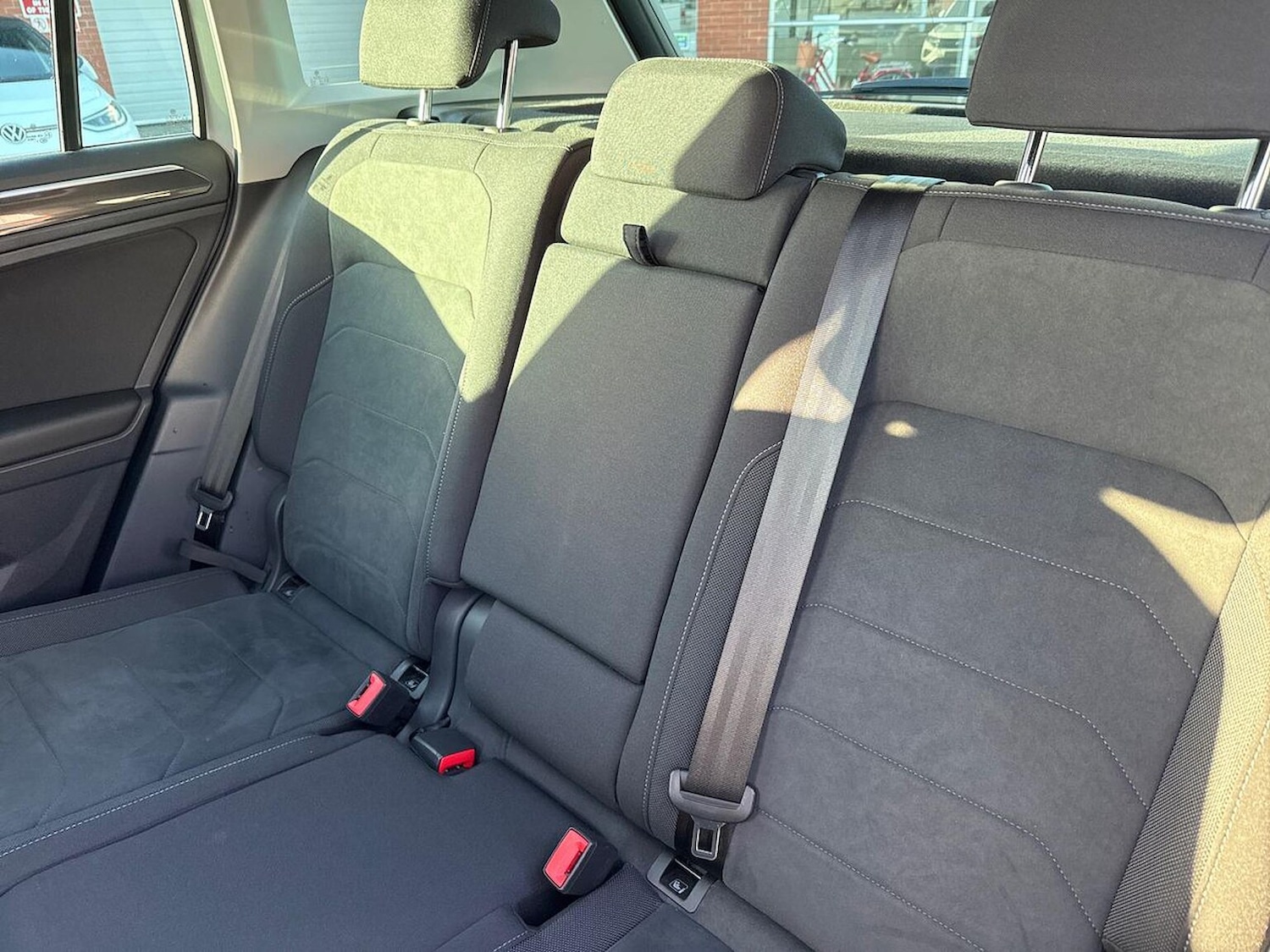 Used Volkswagen Tiguan 2021 for sale - 76618512: Photo 16