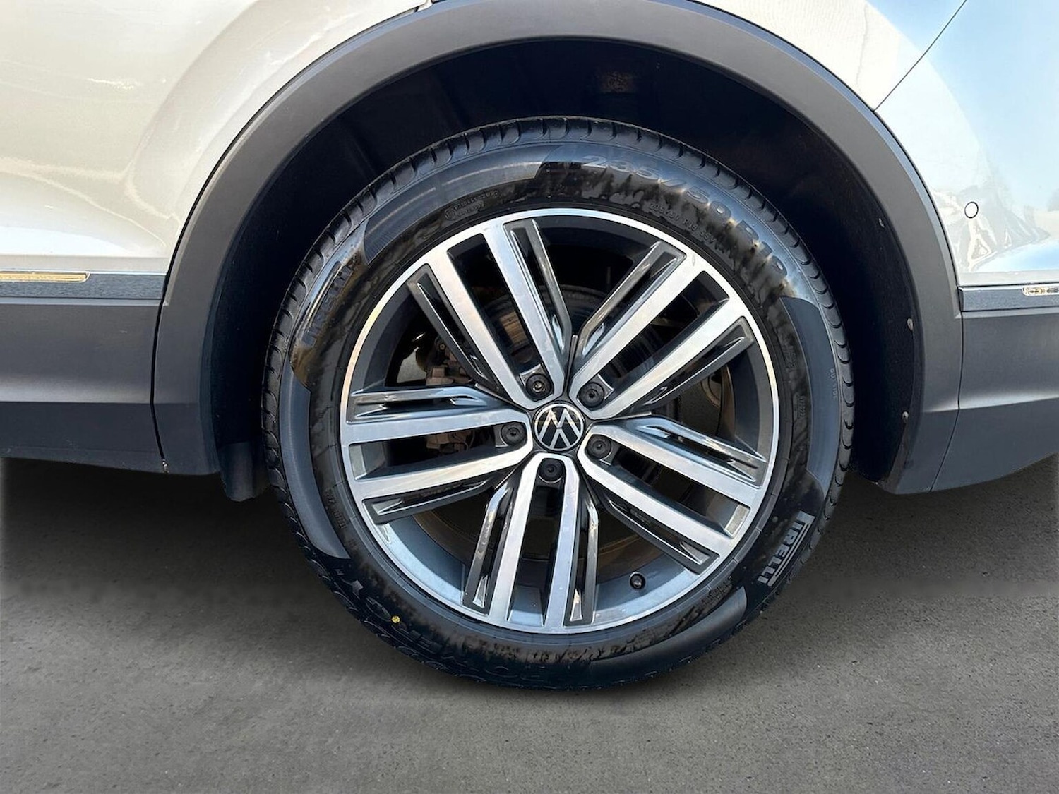 Used Volkswagen Tiguan 2021 for sale - 76618512: Photo 6