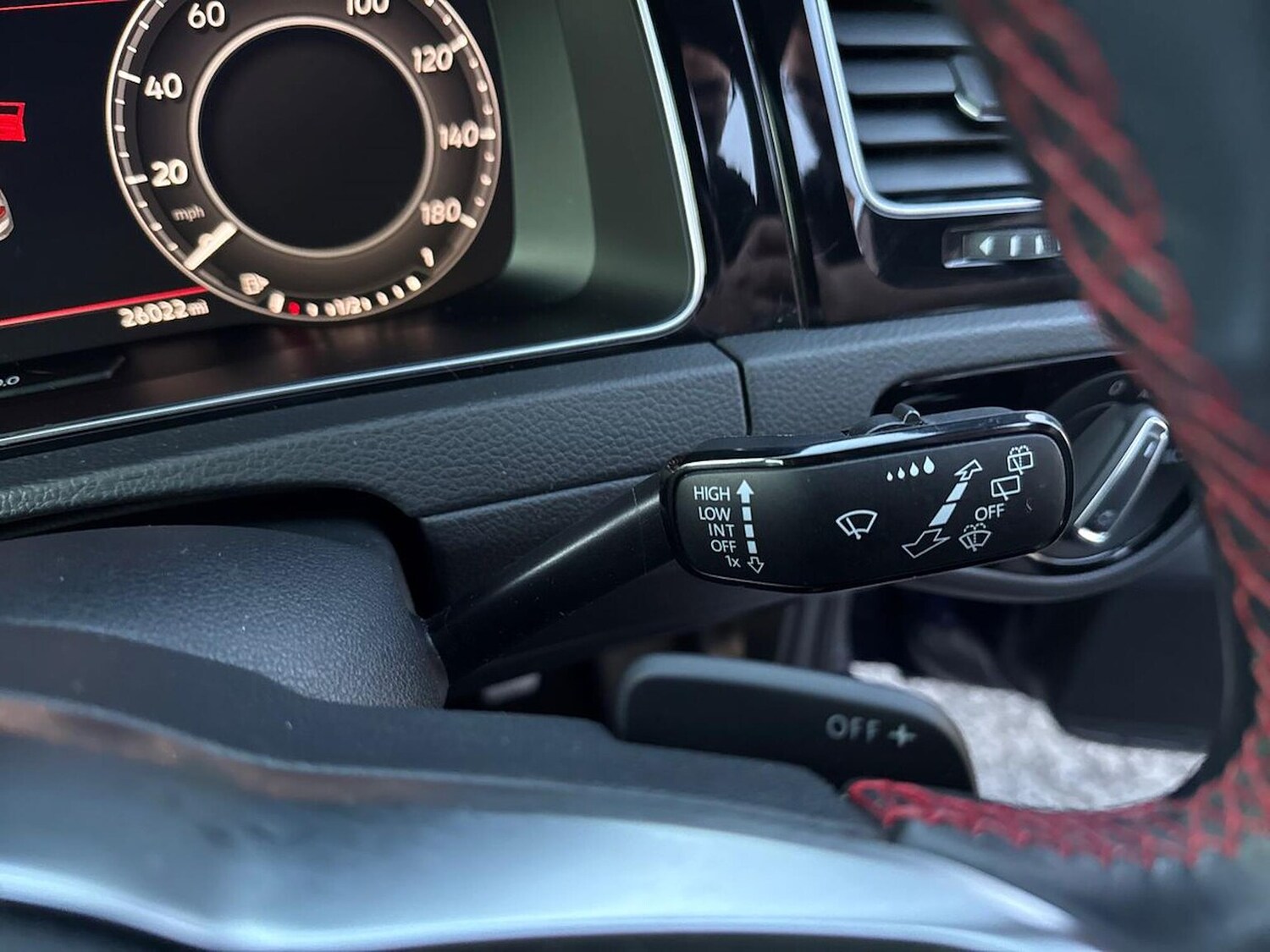 Used Volkswagen Golf 2020 for sale - 76758900: Photo 28