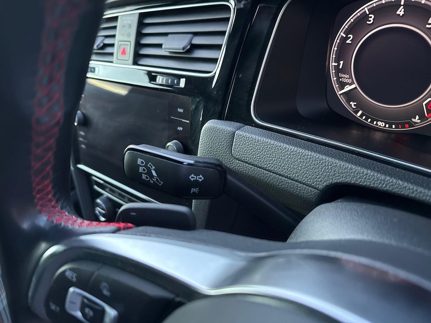 Used Volkswagen Golf 2020 for sale - 76758900: Photo 29