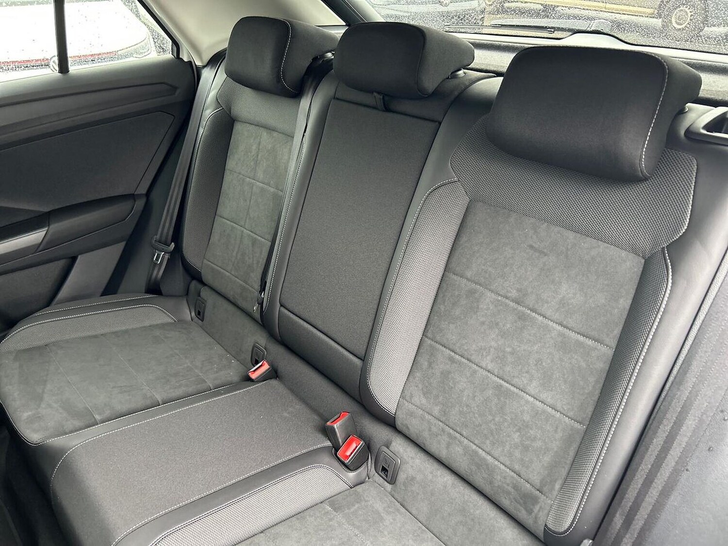 Used Volkswagen T-Roc 2025 for sale - 76129008: Photo 16