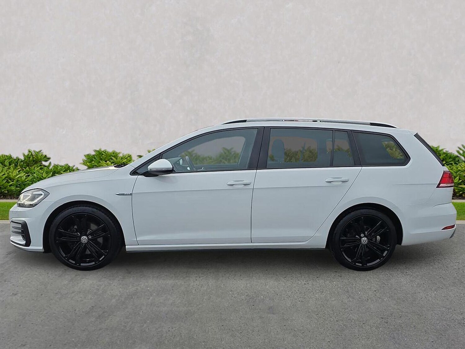 Used Volkswagen Golf 2018 for sale - 76477343: Photo 19