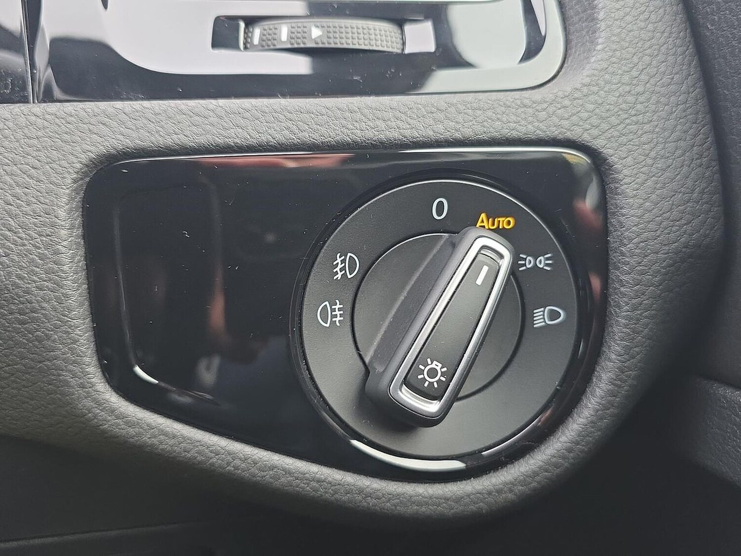 Used Volkswagen Golf 2018 for sale - 76477343: Photo 22