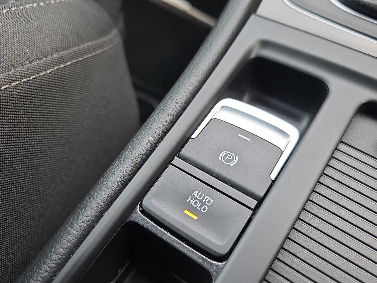 Used Volkswagen Golf 2018 for sale - 76477343: Photo 30