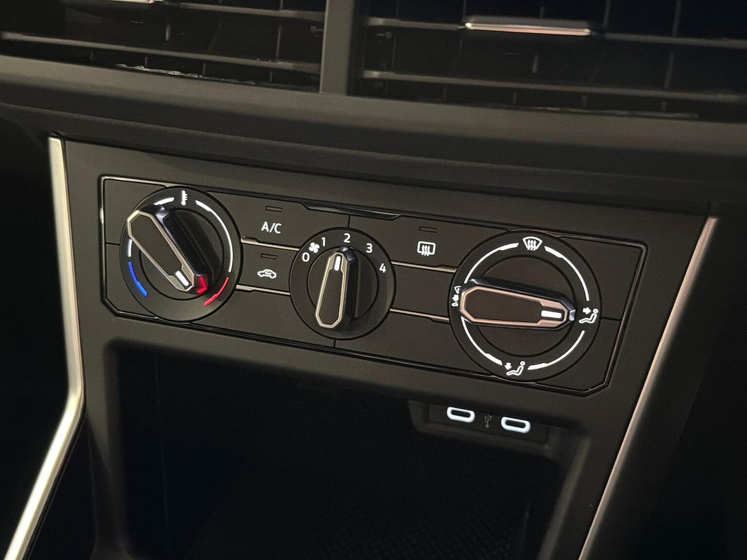 Used Volkswagen Polo 2022 for sale - 77872127: Photo 12