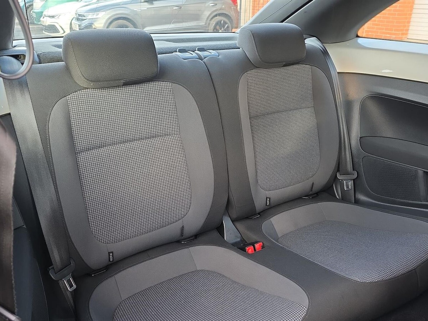 Used Volkswagen Beetle 2016 for sale - 77555345: Photo 16