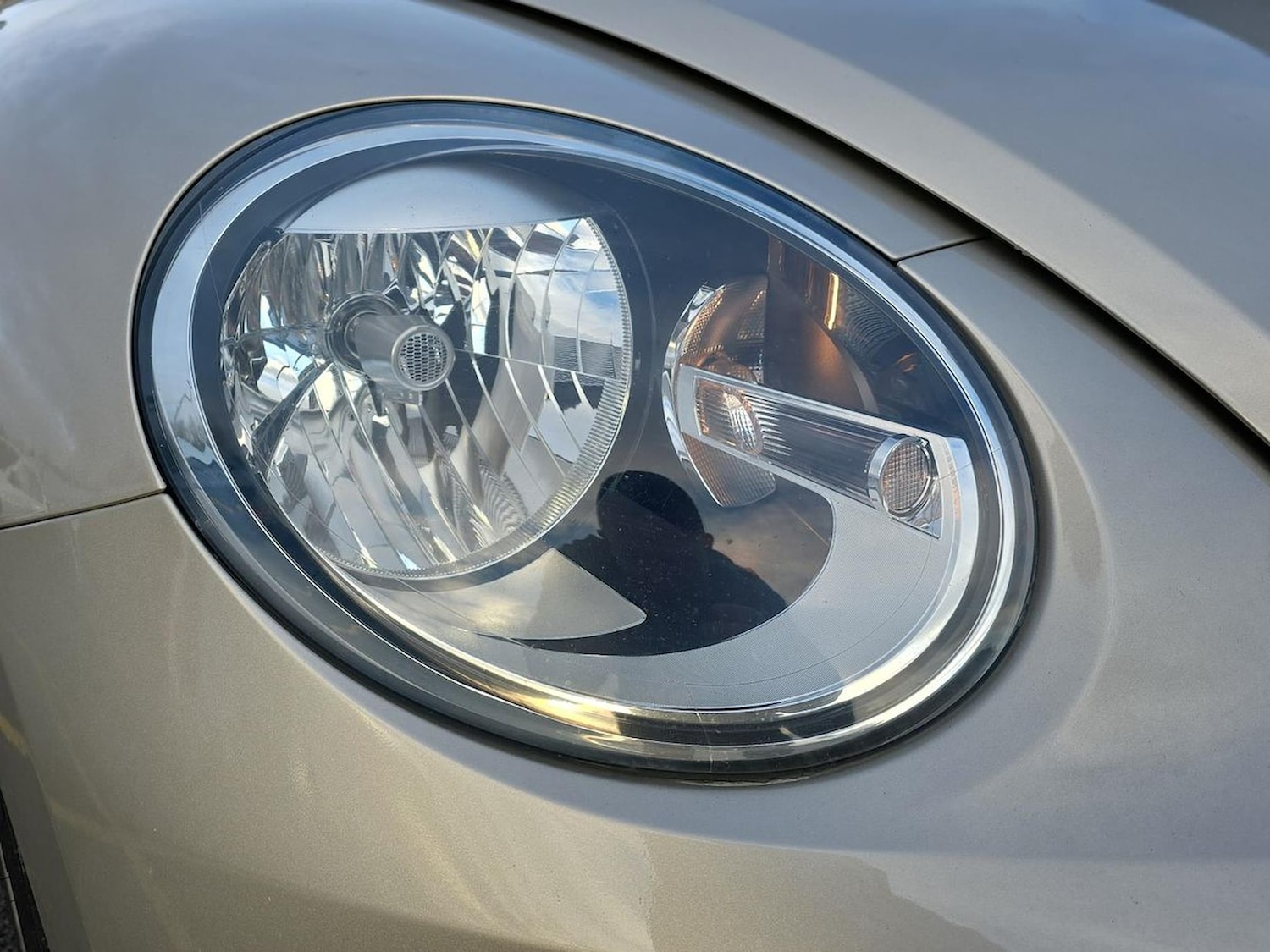 Used Volkswagen Beetle 2016 for sale - 77555345: Photo 28