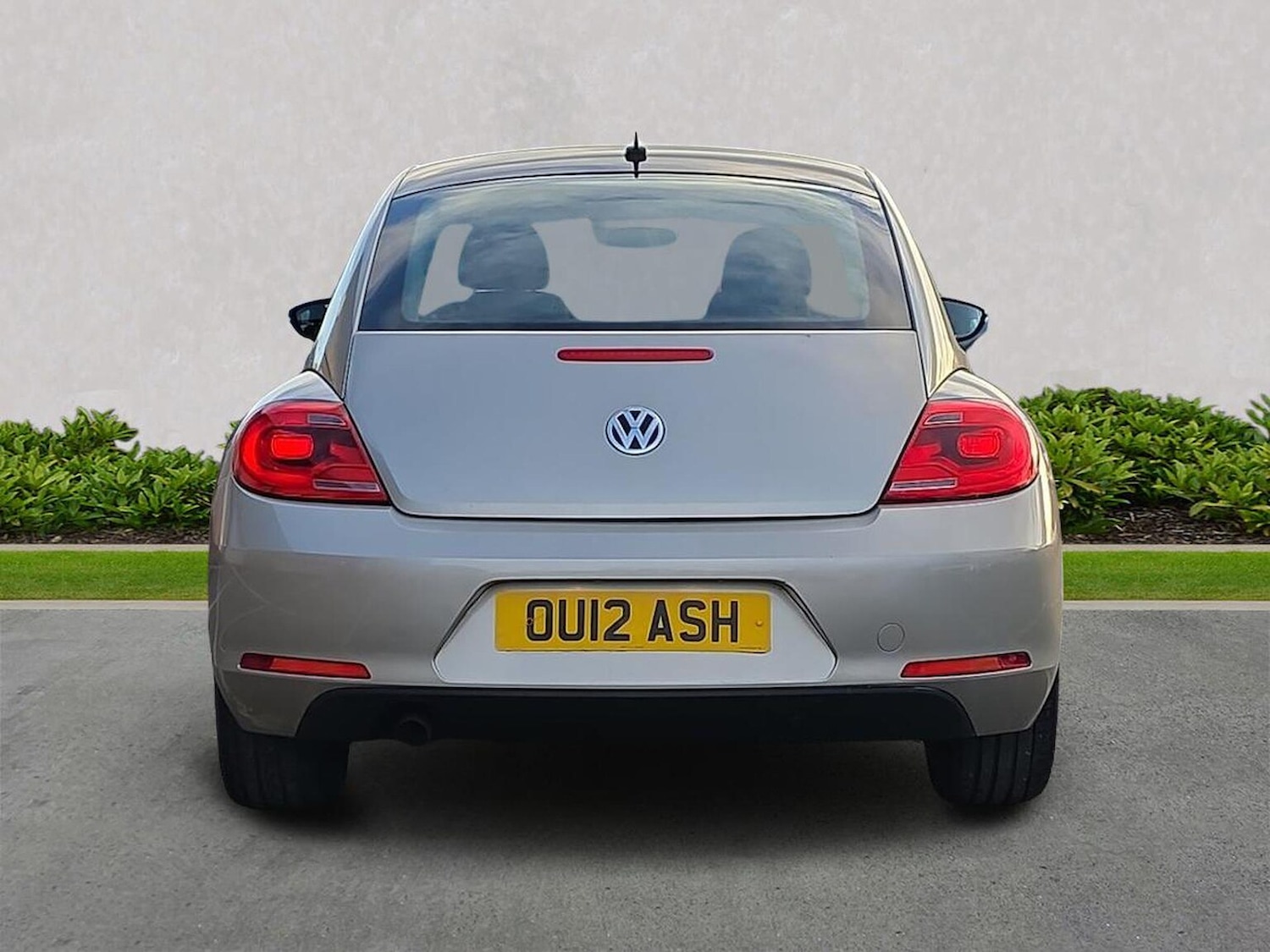 Used Volkswagen Beetle 2016 for sale - 77555345: Photo 4