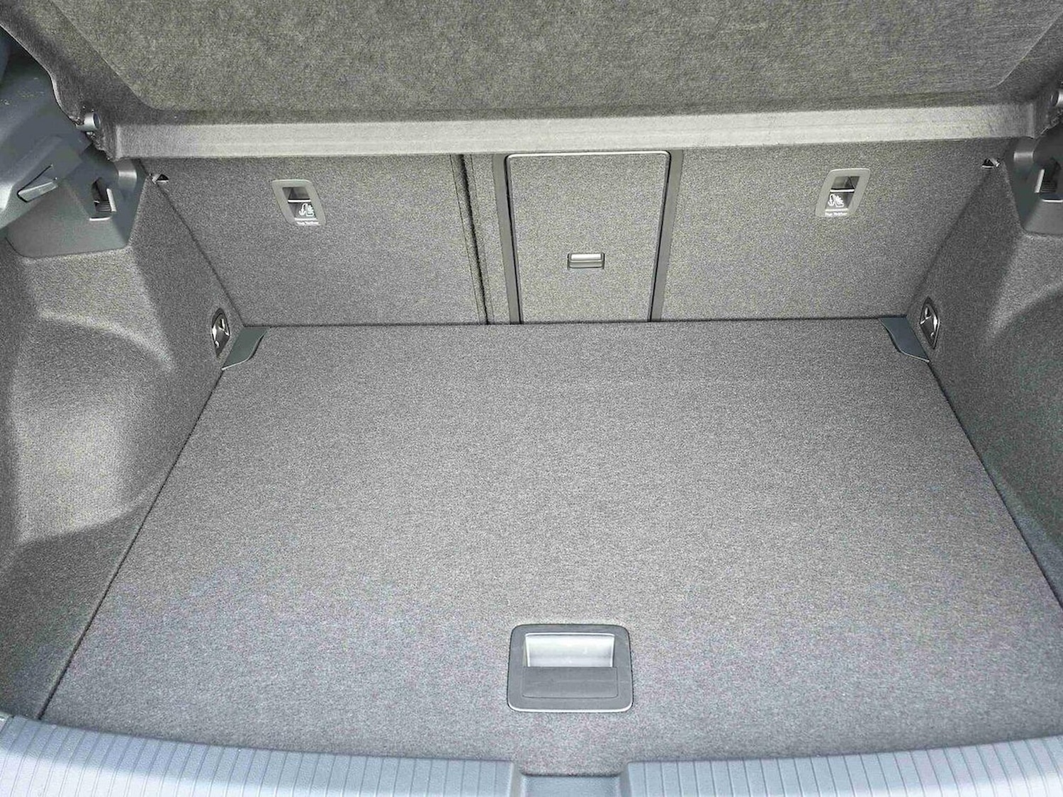 Used Volkswagen T-Roc 2025 for sale - 76725827: Photo 17