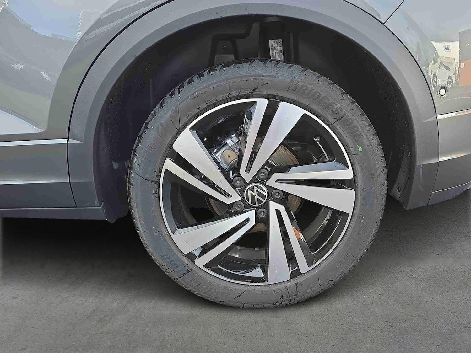 Used Volkswagen T-Roc 2025 for sale - 76725827: Photo 6