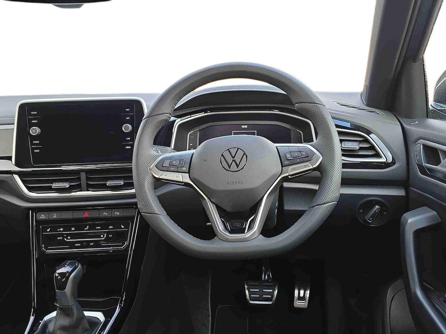 Used Volkswagen T-Roc 2025 for sale - 76725827: Photo 9