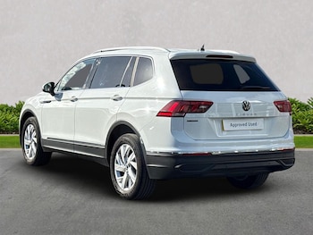 Used Volkswagen Tiguan Allspace 2023 for sale - 75975401: Photo