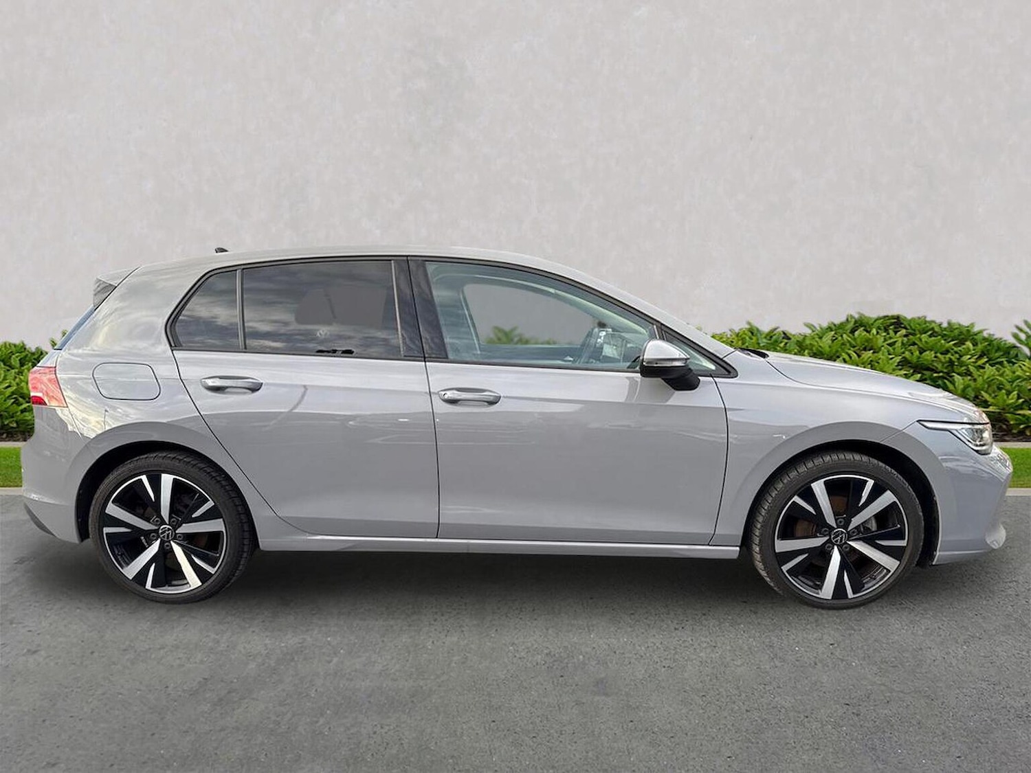 Used Volkswagen Golf 2024 for sale - 76735619: Photo 3