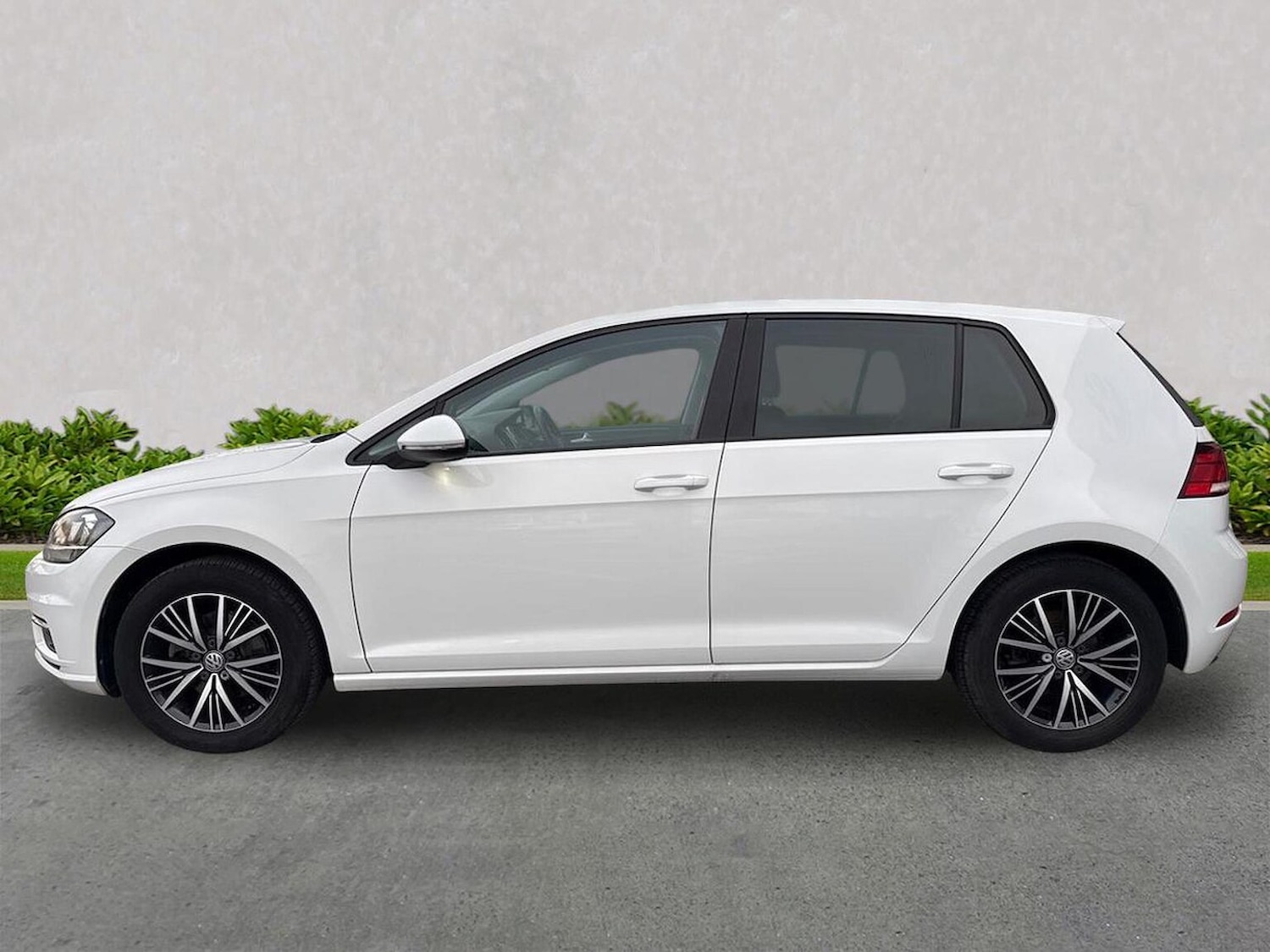 Used Volkswagen Golf 2017 for sale - 77056911: Photo 21