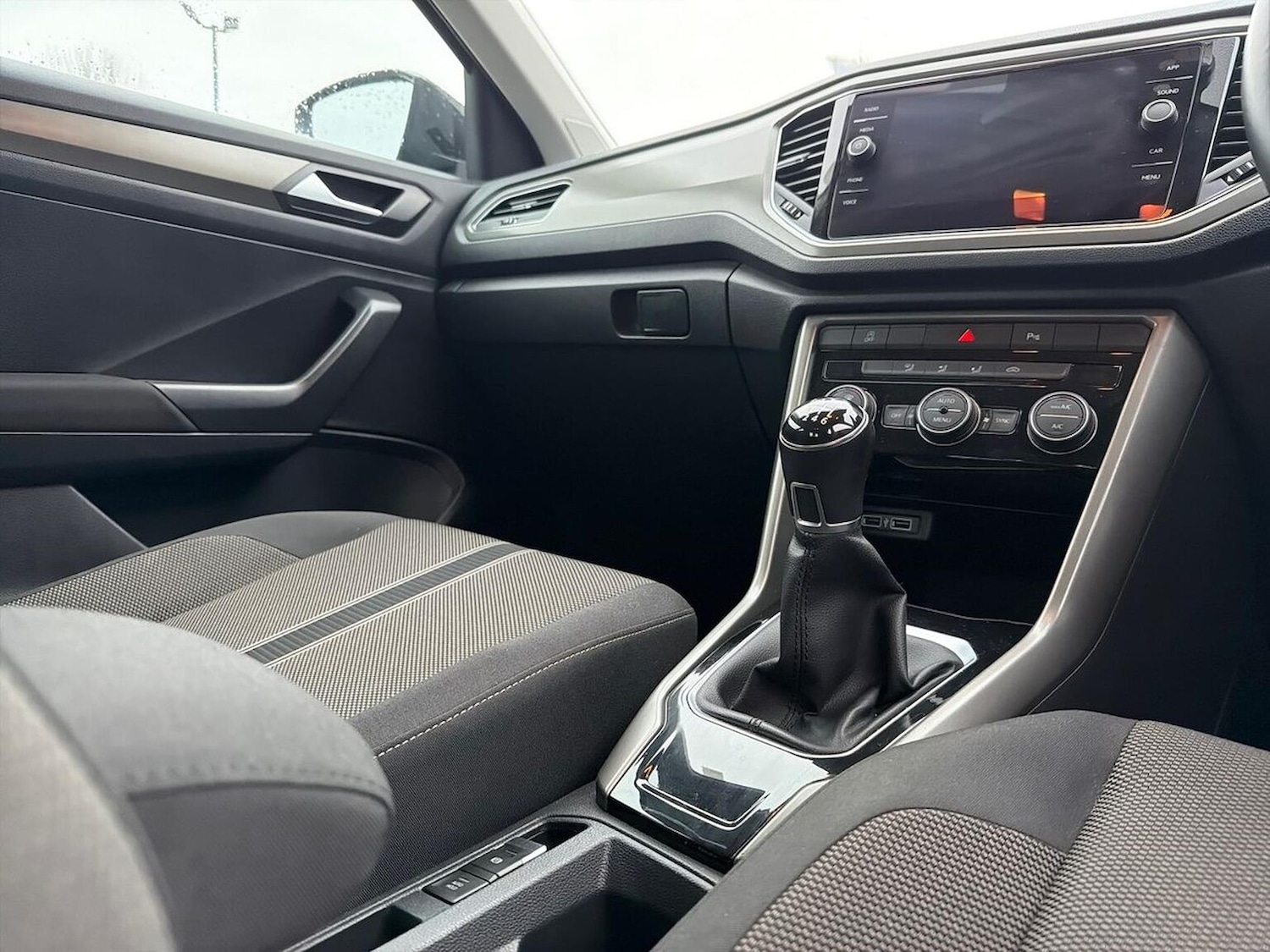 Used Volkswagen T-Roc 2020 for sale - 76571011: Photo 13