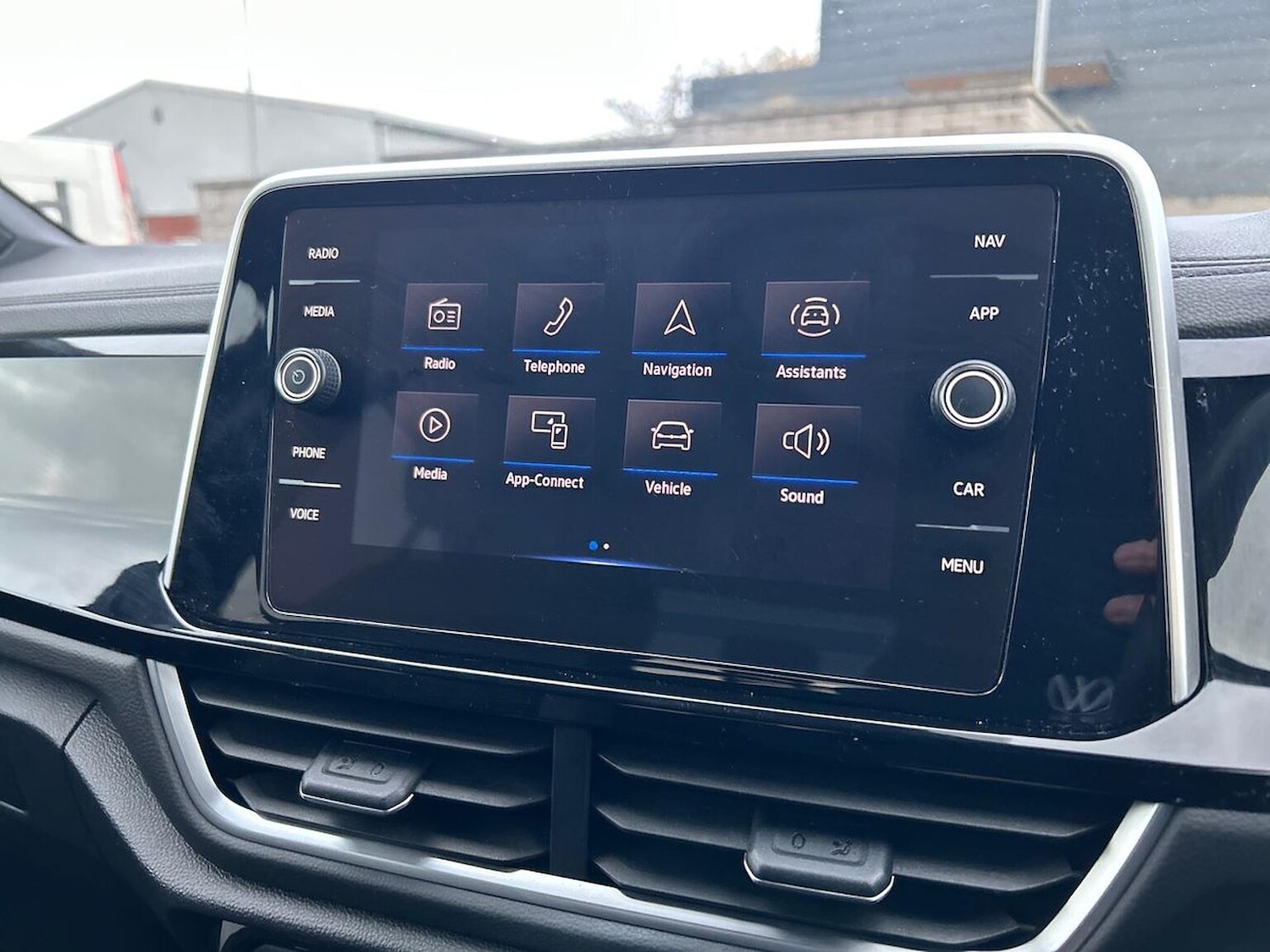 Used Volkswagen T-Roc 2022 for sale - 76497226: Photo 11