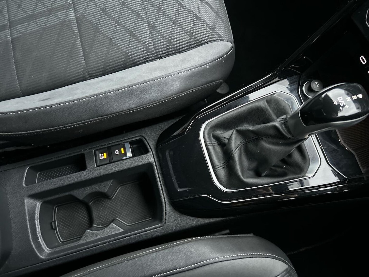 Used Volkswagen T-Roc 2022 for sale - 76497226: Photo 13