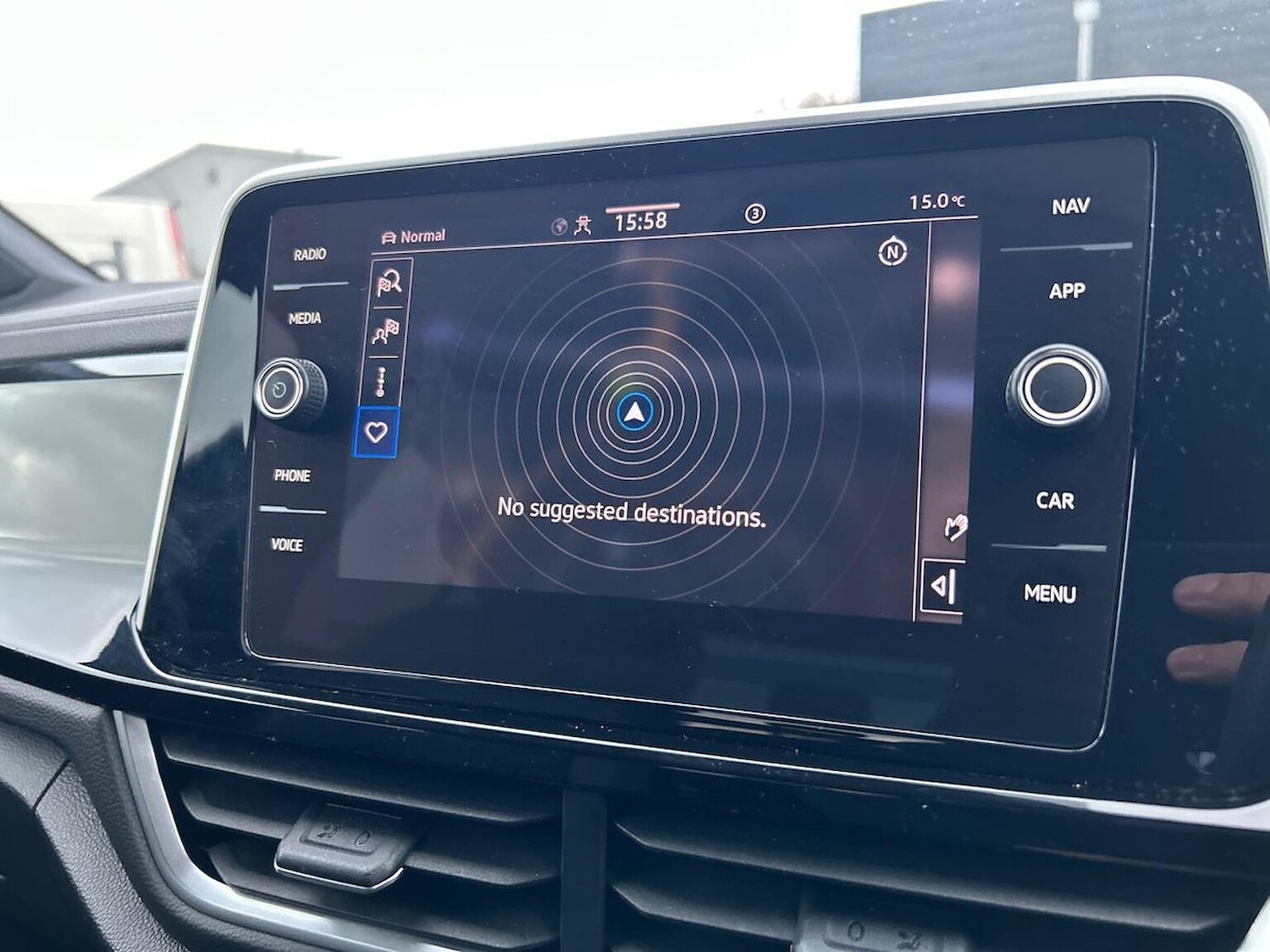 Used Volkswagen T-Roc 2022 for sale - 76497226: Photo 24