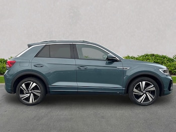 Used Volkswagen T-Roc 2022 for sale - 76497226: Photo