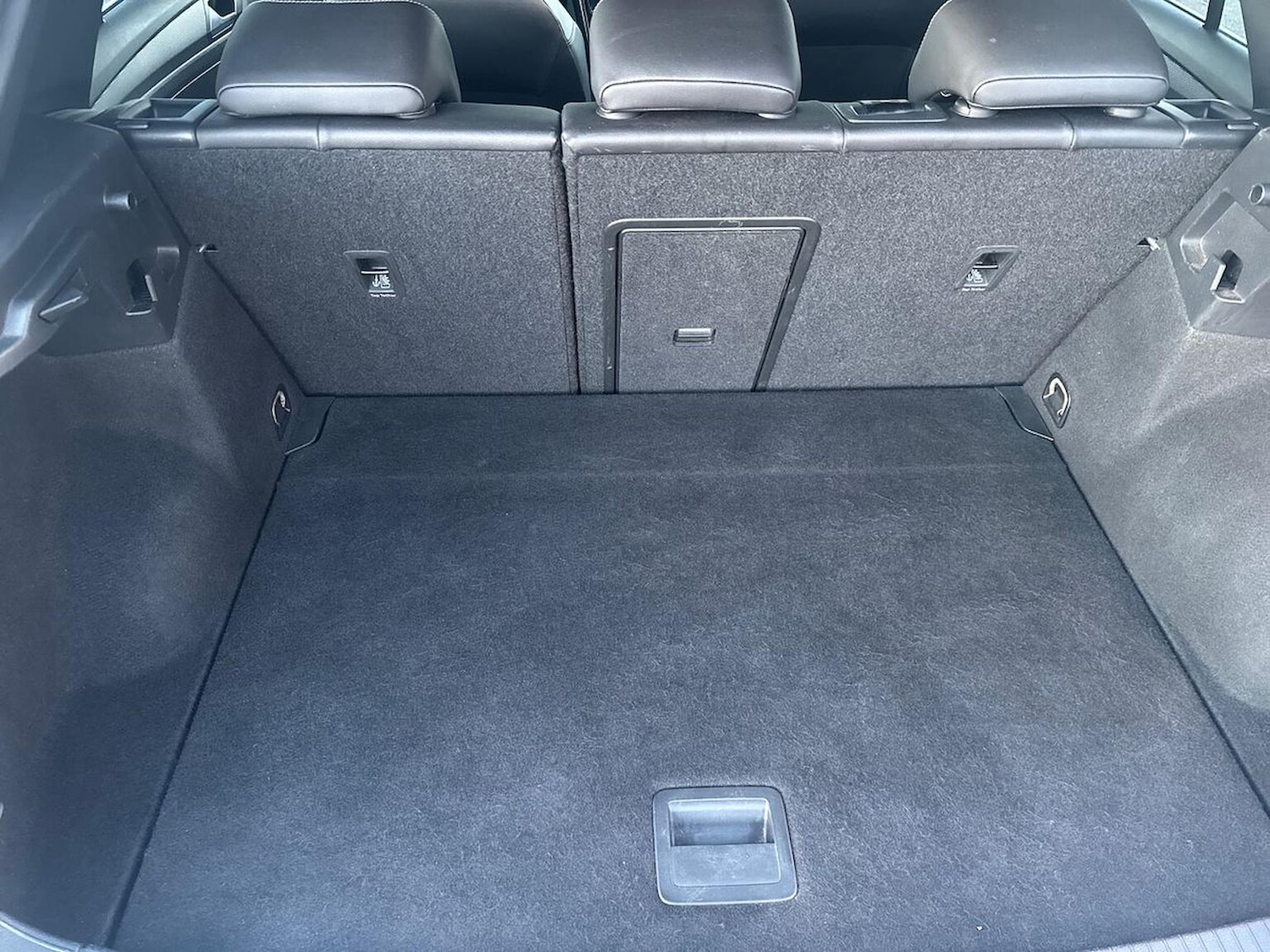 Used Volkswagen T-Roc 2022 for sale - 77872096: Photo 17