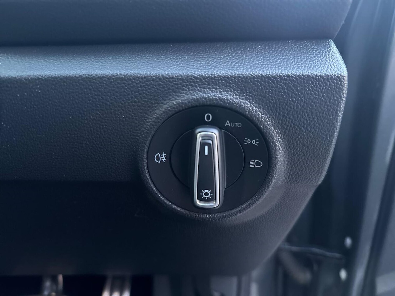 Used Volkswagen T-Roc 2022 for sale - 77872096: Photo 22