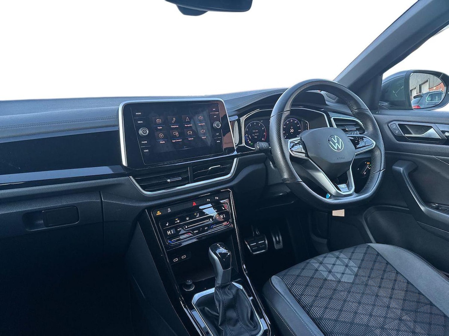 Used Volkswagen T-Roc 2022 for sale - 77872096: Photo 7