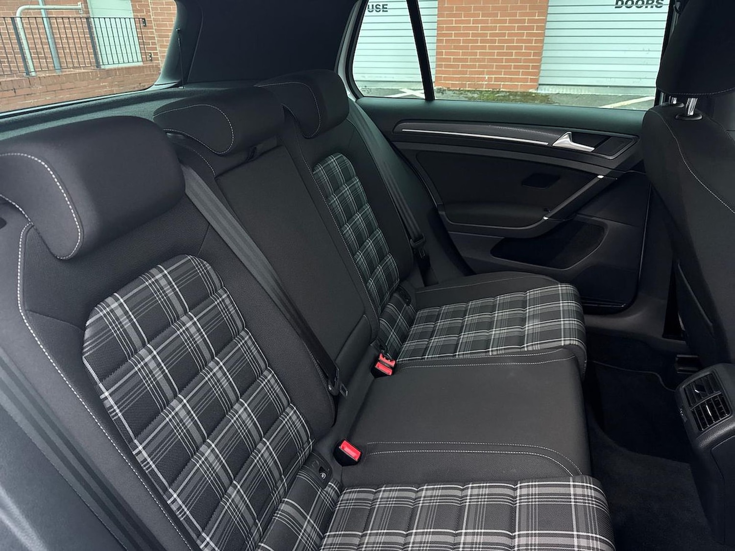 Used Volkswagen Golf 2017 for sale - 76212016: Photo 16