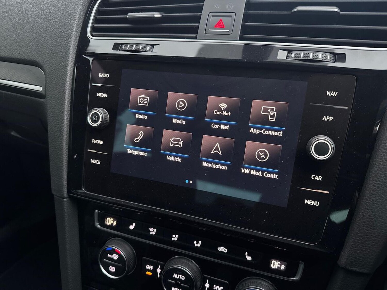 Used Volkswagen Golf 2017 for sale - 76212016: Photo 25