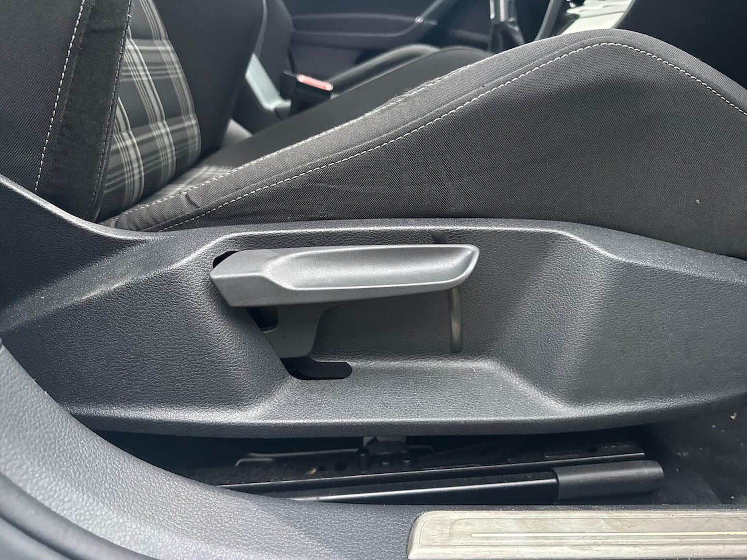 Used Volkswagen Golf 2017 for sale - 76212016: Photo 30