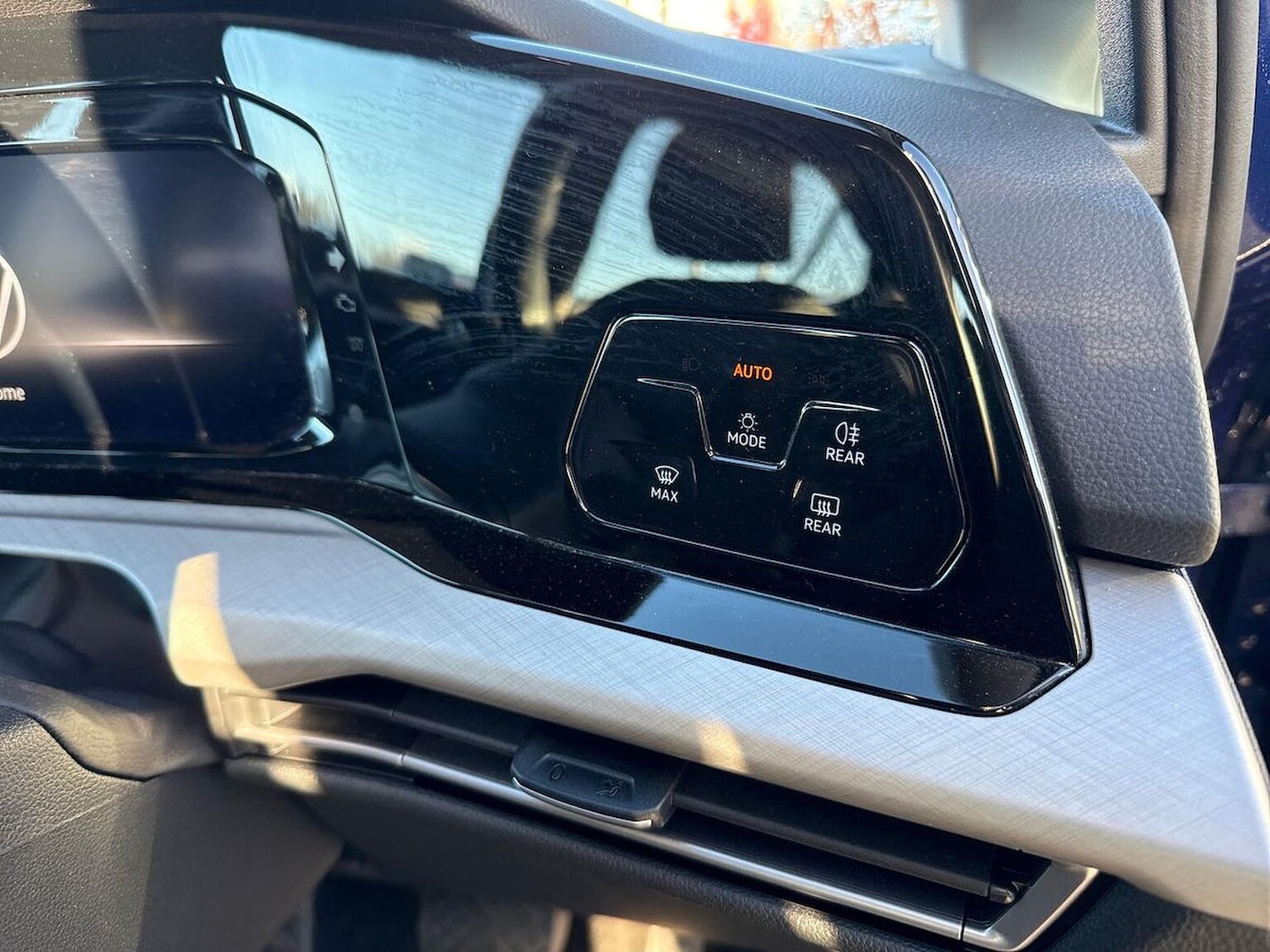 Used Volkswagen Golf 2023 for sale - 76821740: Photo 22