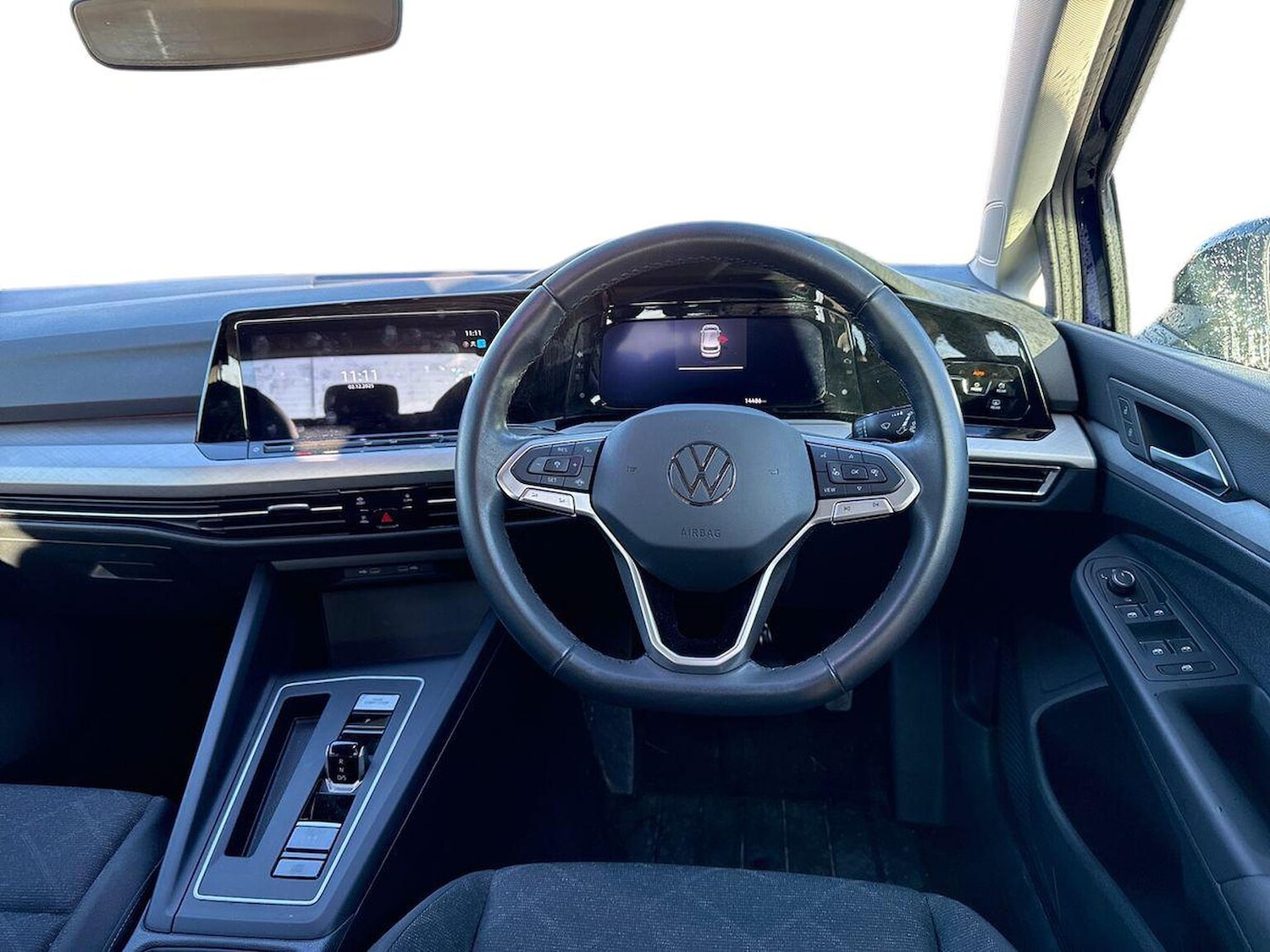 Used Volkswagen Golf 2023 for sale - 76821740: Photo 9