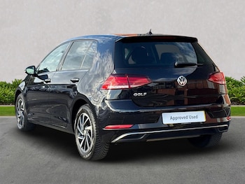 Used Volkswagen Golf 2019 for sale - 75731076: Photo