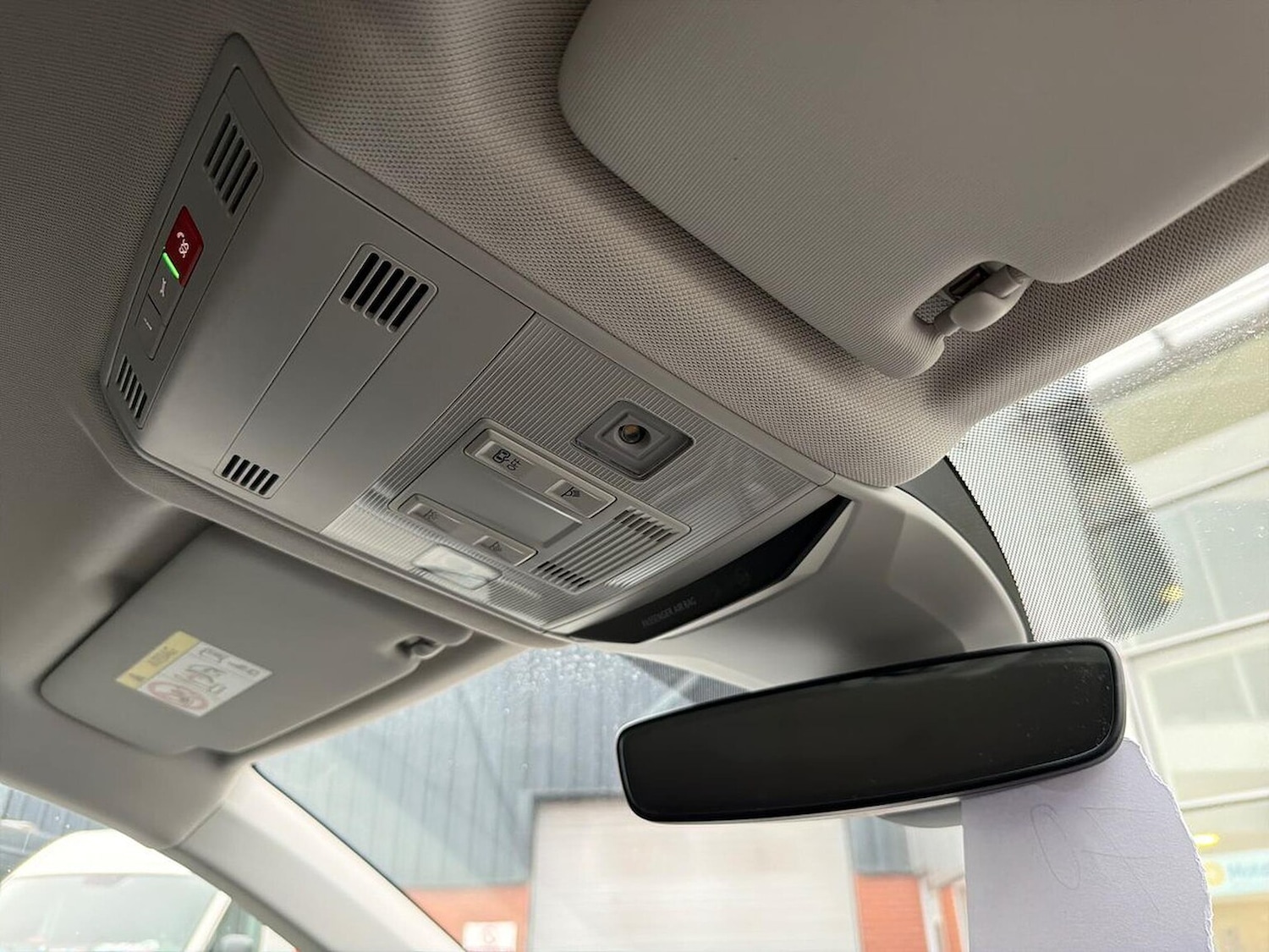 Used Volkswagen T-Roc 2022 for sale - 76821741: Photo 14