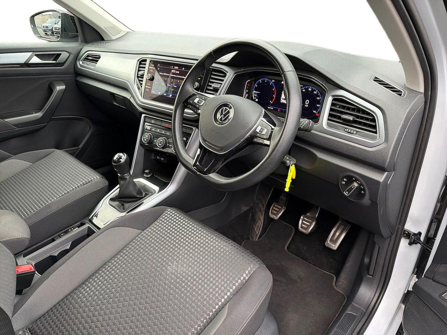 Used Volkswagen T-Roc 2022 for sale - 76821741: Photo 15