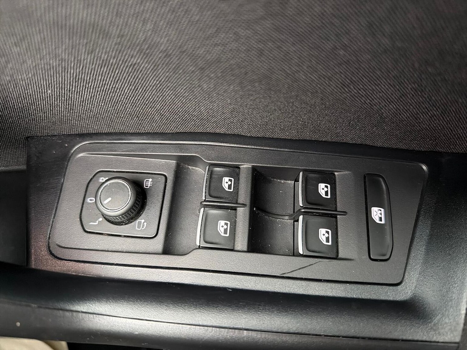 Used Volkswagen T-Roc 2022 for sale - 76821741: Photo 21