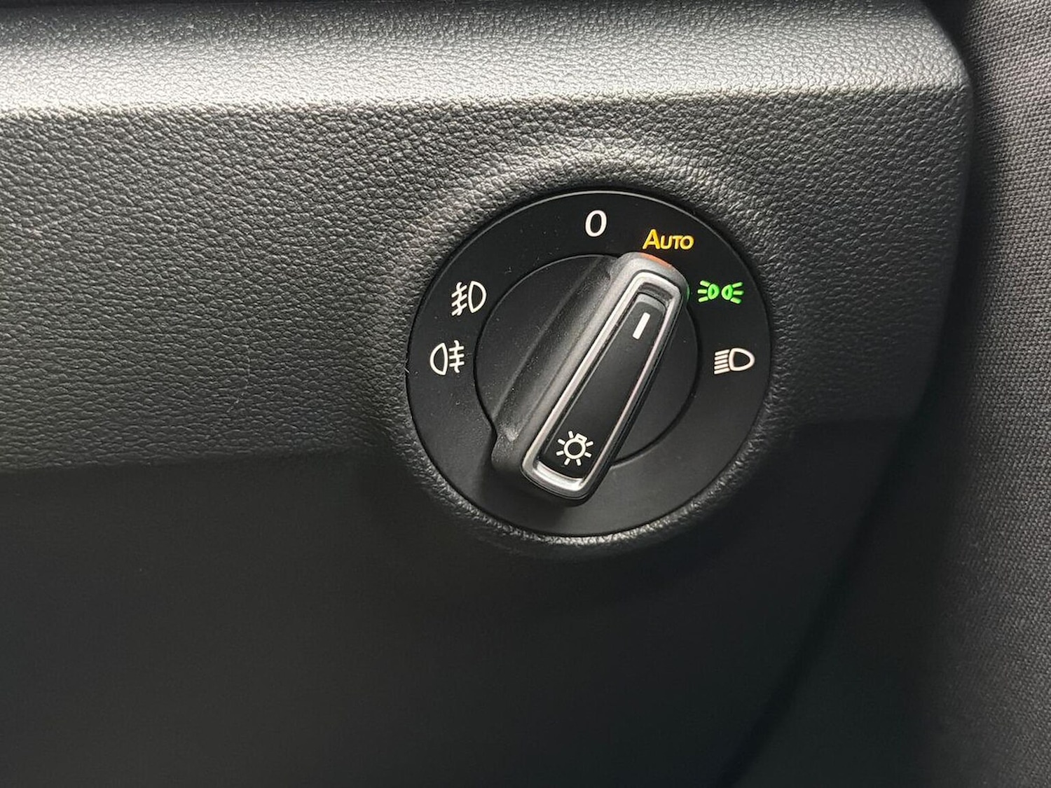 Used Volkswagen T-Roc 2022 for sale - 76821741: Photo 22