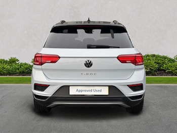 Used Volkswagen T-Roc 2022 for sale - 76821741: Photo