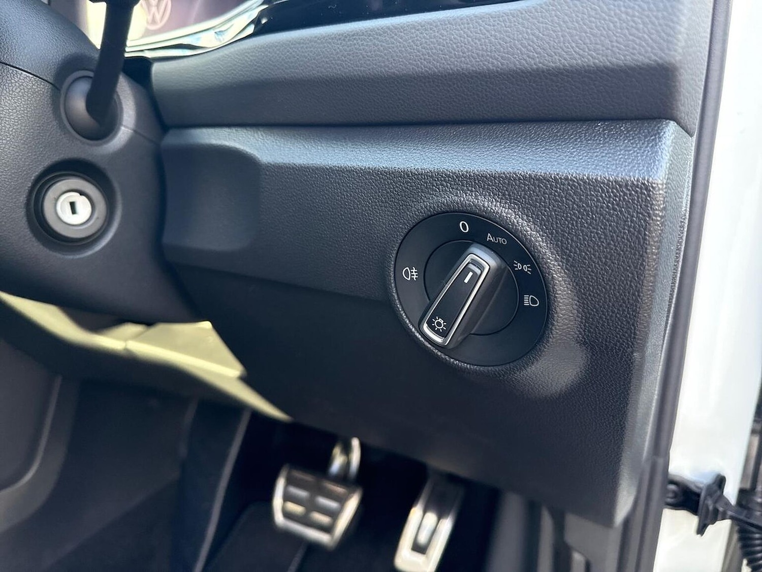 Used Volkswagen T-Roc 2025 for sale - 76725898: Photo 22