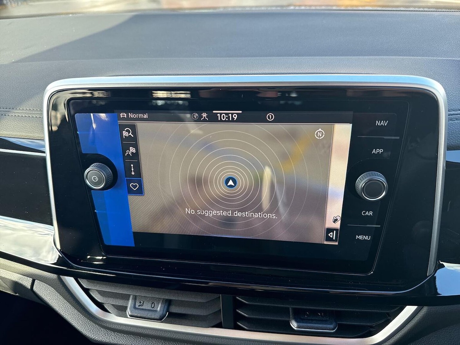 Used Volkswagen T-Roc 2025 for sale - 76725898: Photo 24