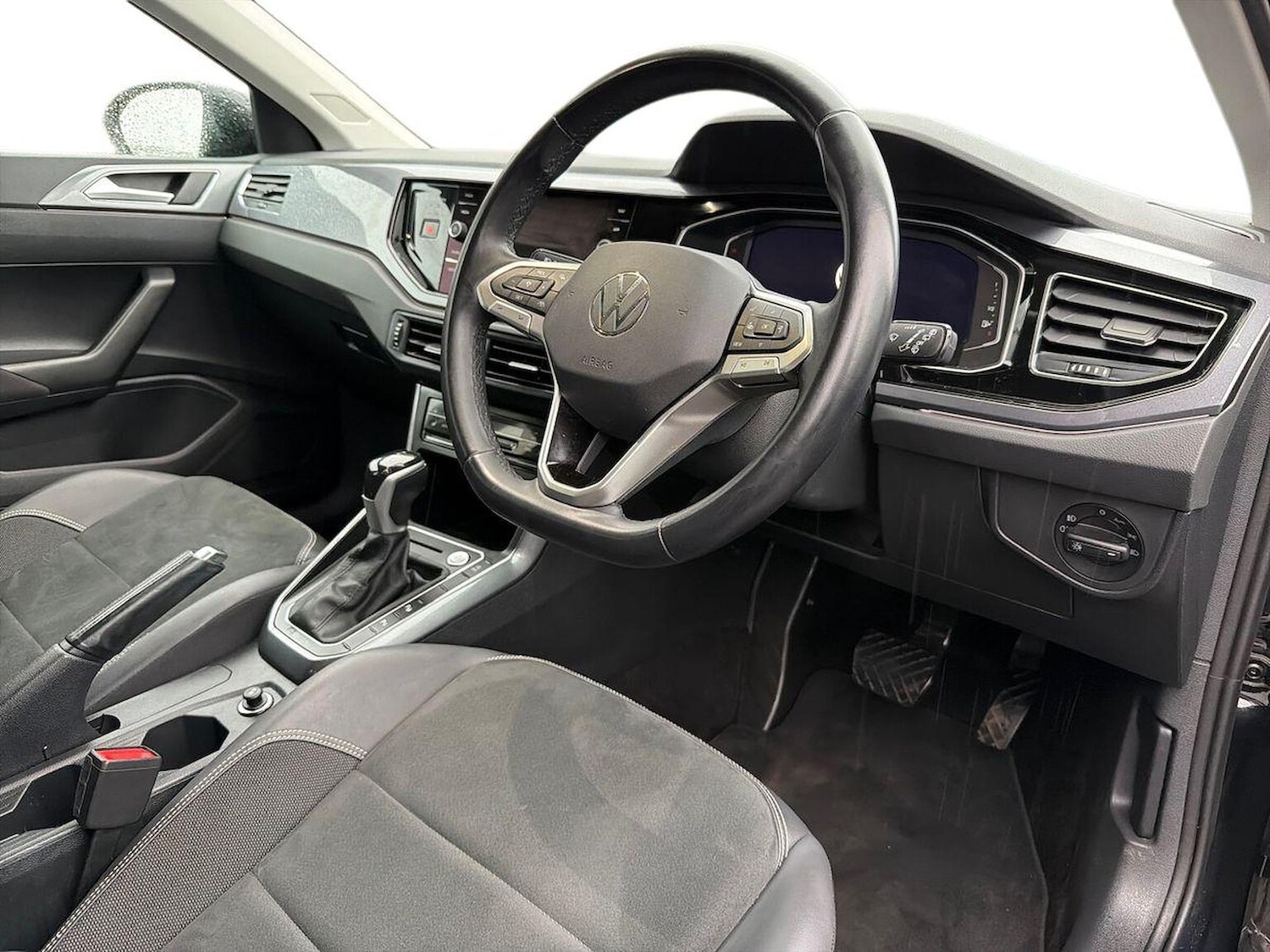 Used Volkswagen Taigo 2022 for sale - 76777349: Photo 15