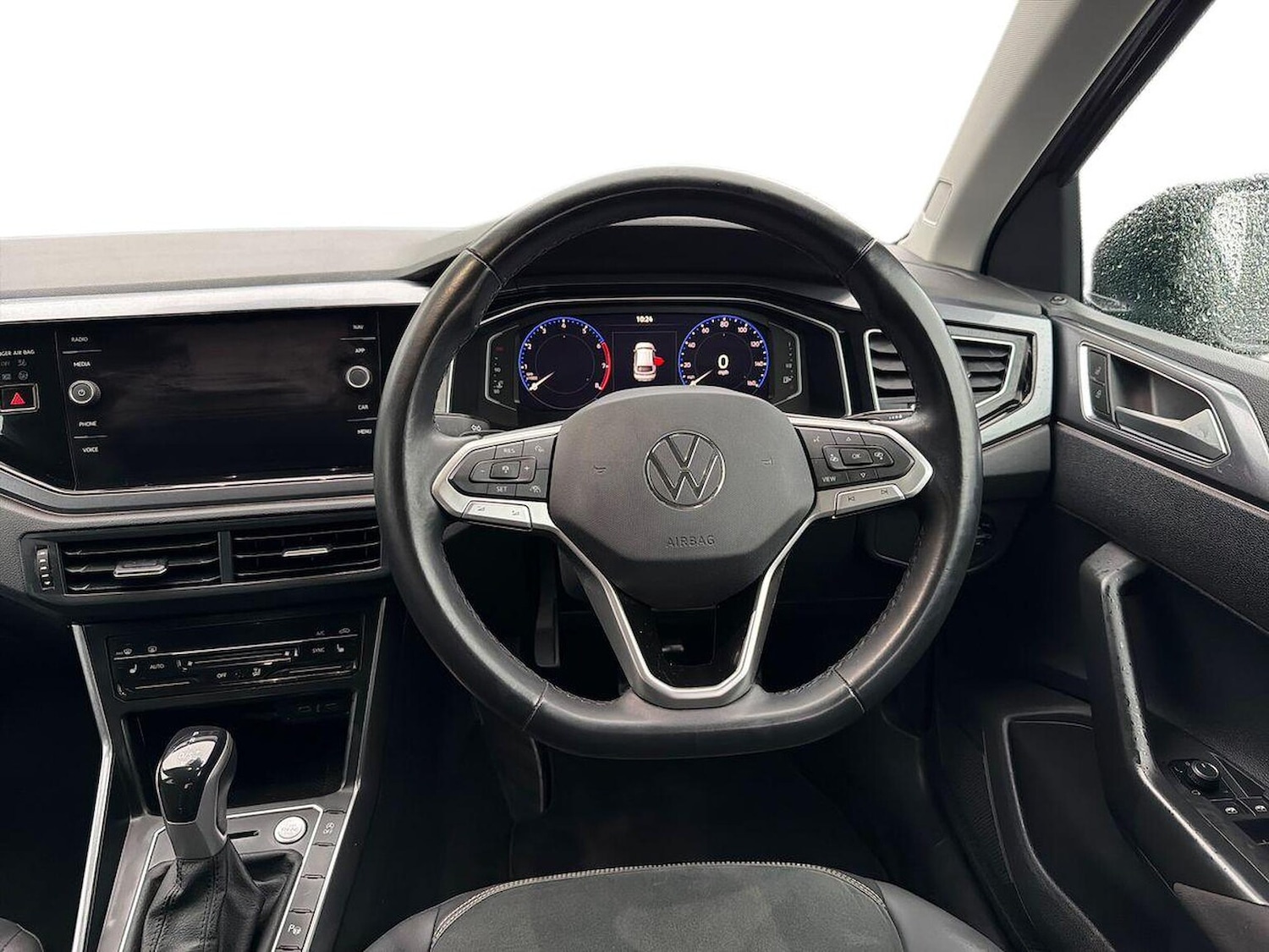 Used Volkswagen Taigo 2022 for sale - 76777349: Photo 9