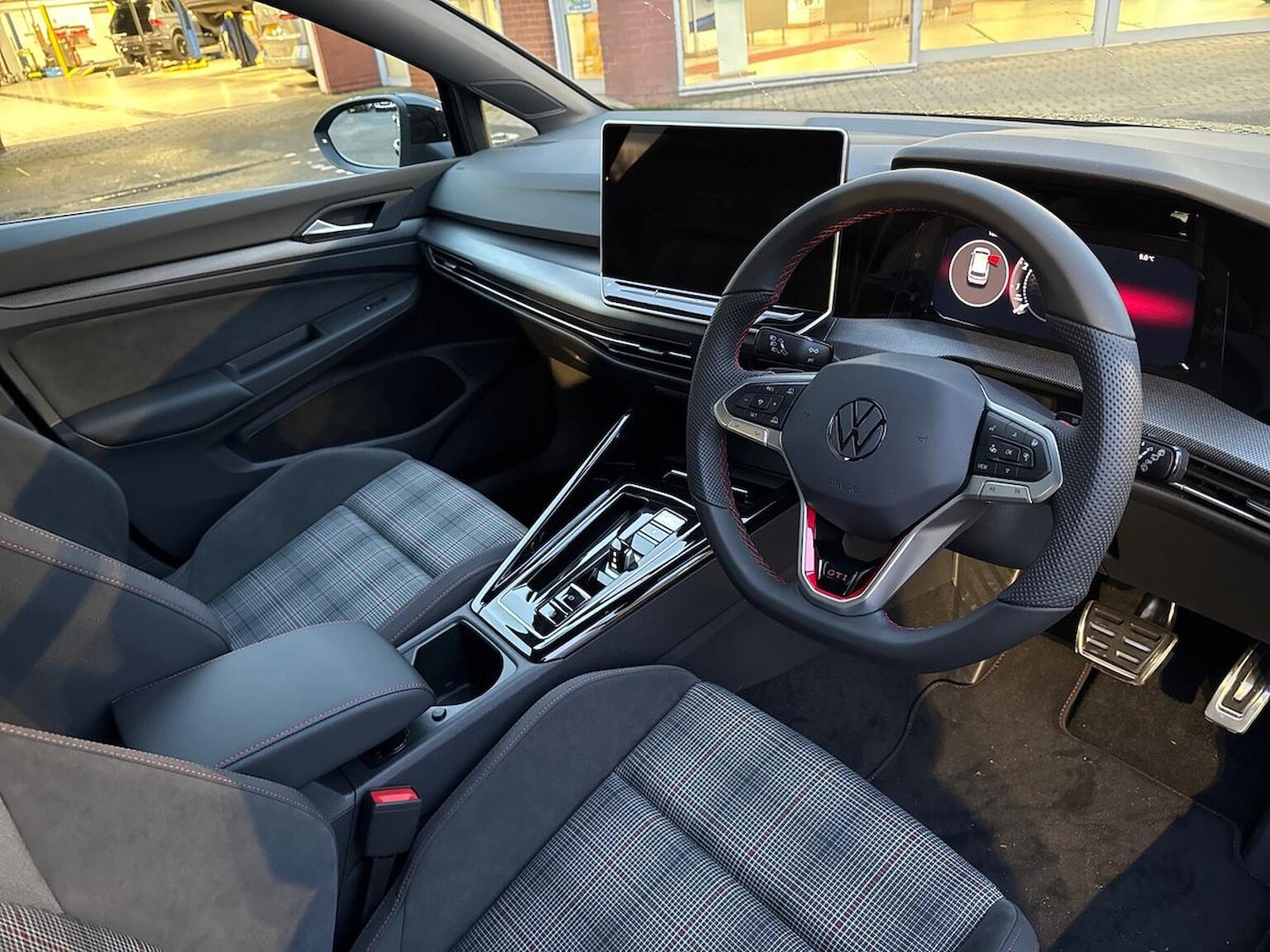 Used Volkswagen Golf 2025 for sale - 77034571: Photo 17