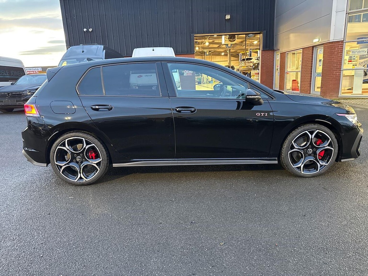 Used Volkswagen Golf 2025 for sale - 77034571: Photo 5