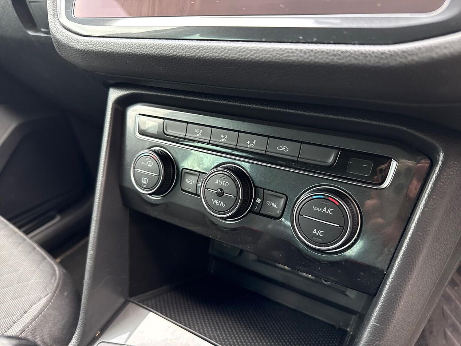 Used Volkswagen Tiguan 2019 for sale - 76275111: Photo 12