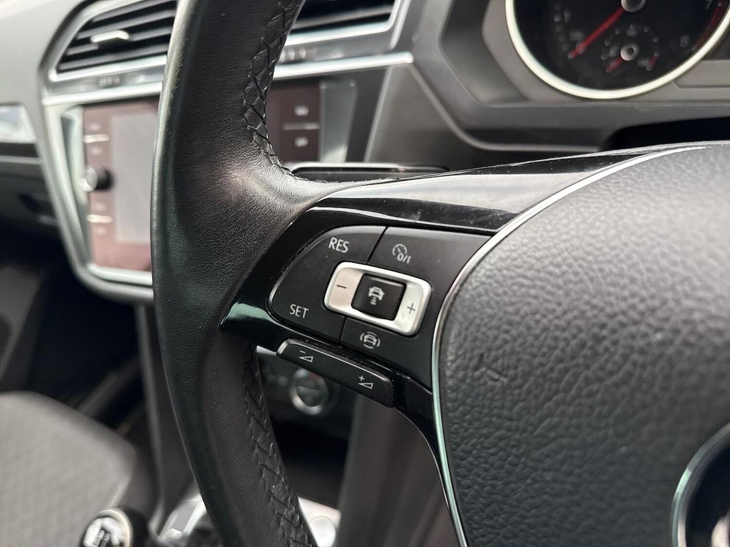 Used Volkswagen Tiguan 2019 for sale - 76275111: Photo 27