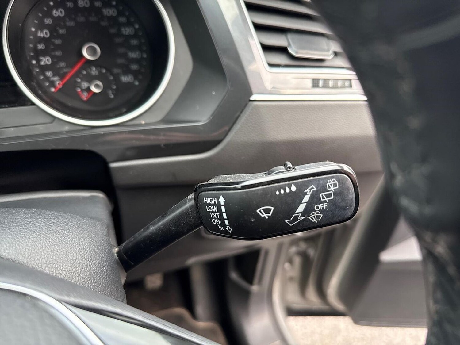 Used Volkswagen Tiguan 2019 for sale - 76275111: Photo 28