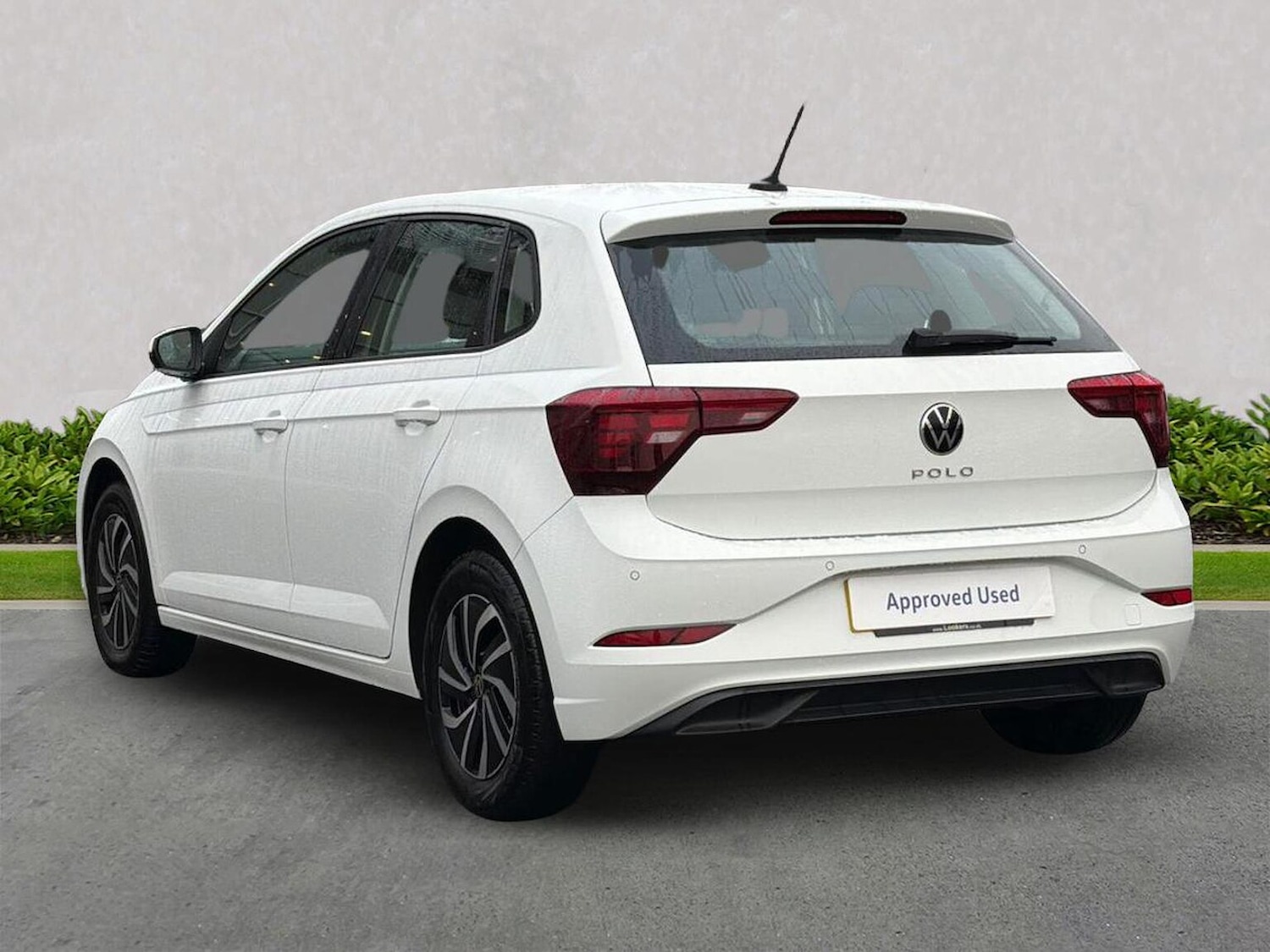 Used Volkswagen Polo 2023 for sale - 76777357: Photo 2