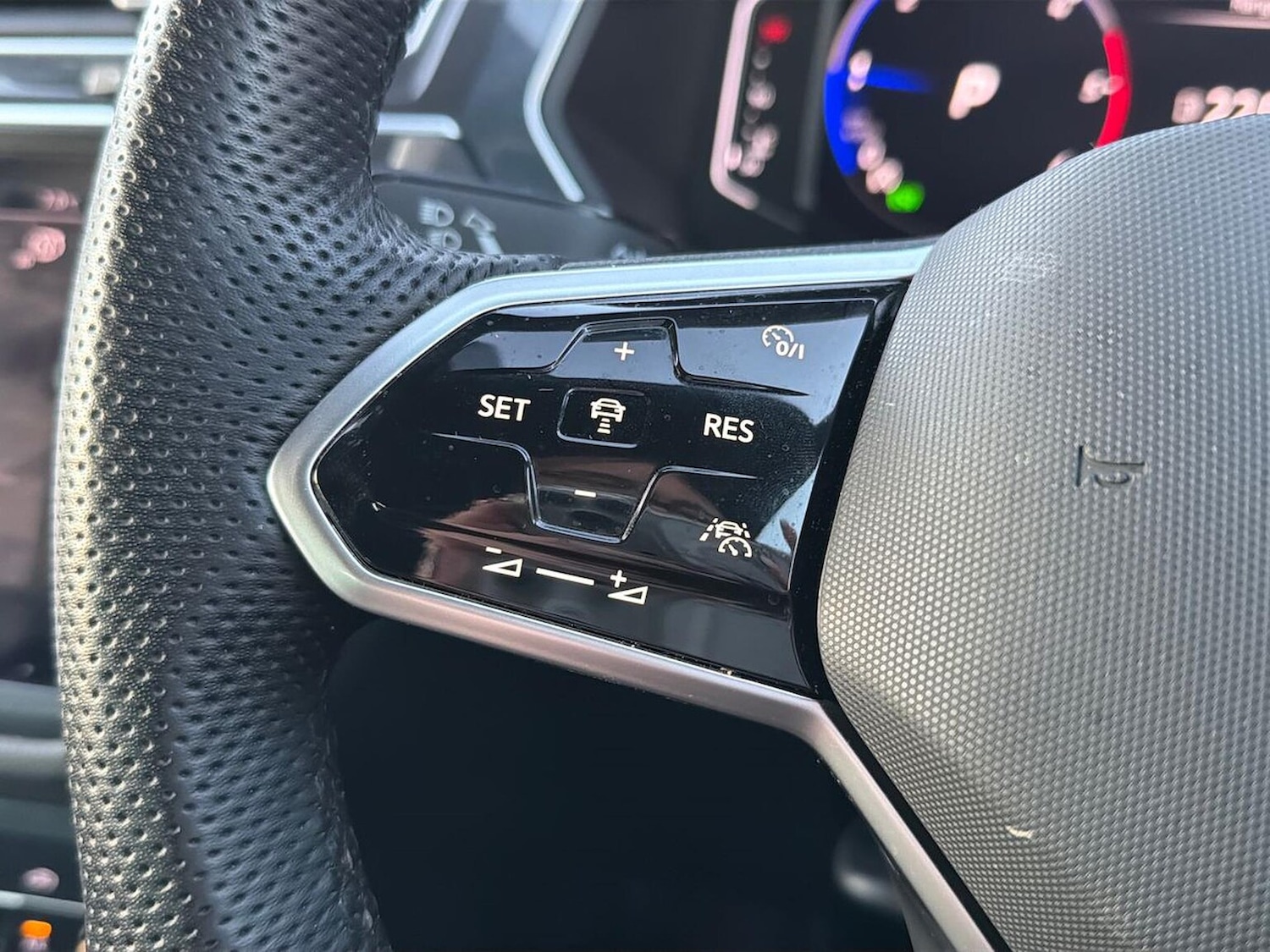 Used Volkswagen Tiguan 2023 for sale - 76957499: Photo 26